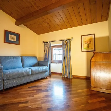 Relais La Corte Di Hotel 4*