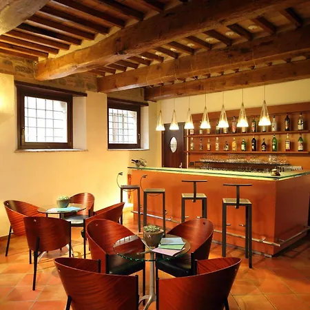 Relais La Corte Di 贝托纳