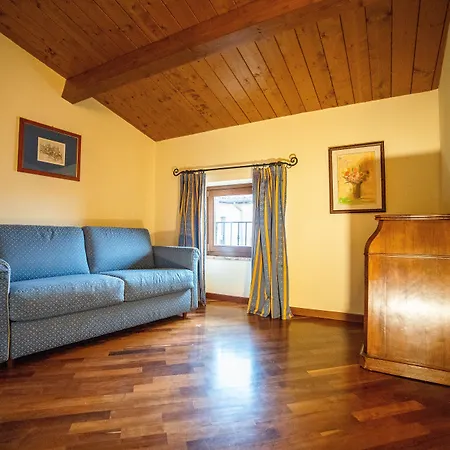 Hotel Relais La Corte Di 4*
